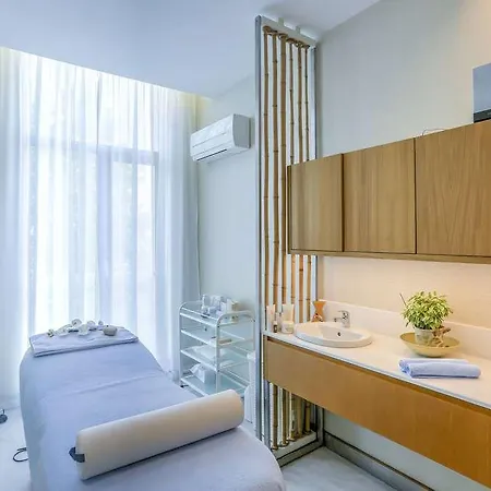 Maritim Paradise Blue Hotell *